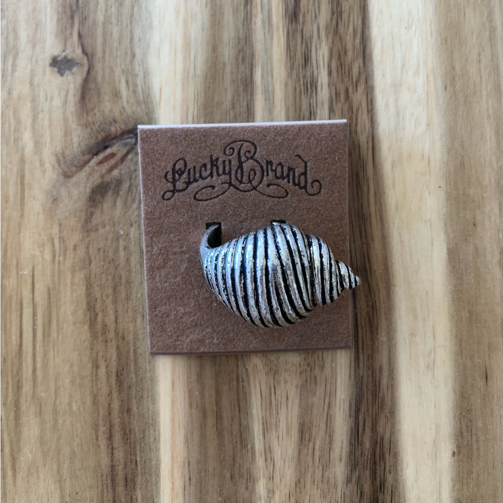 Lucky Brand sea snail conch statement ring Size 7 NWT